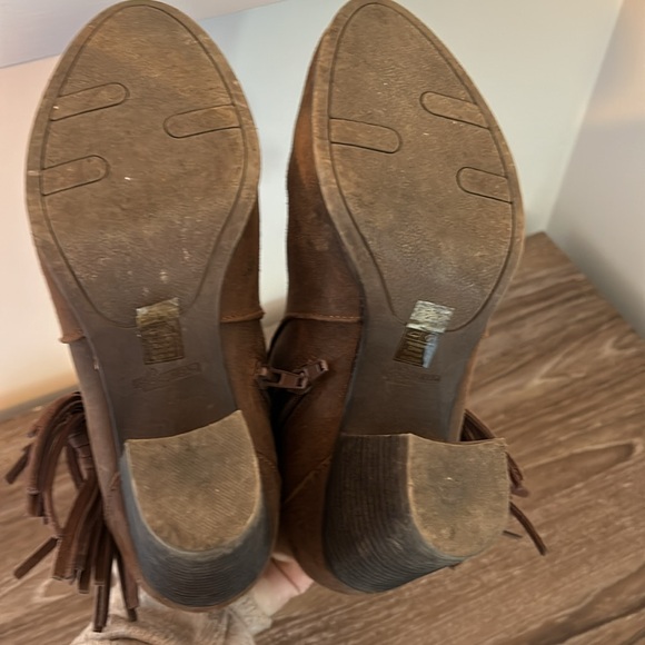 Cute ankle booties - Picture 6 of 7